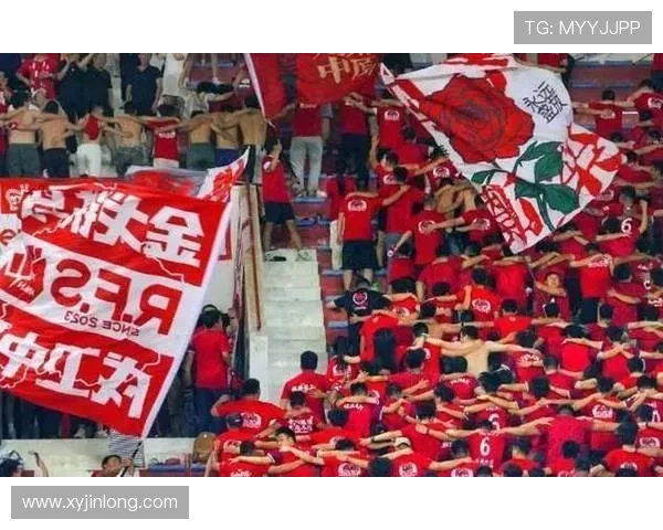 万众瞩目7000名北京球迷与3万河南球迷齐聚苏州共襄足协杯盛宴